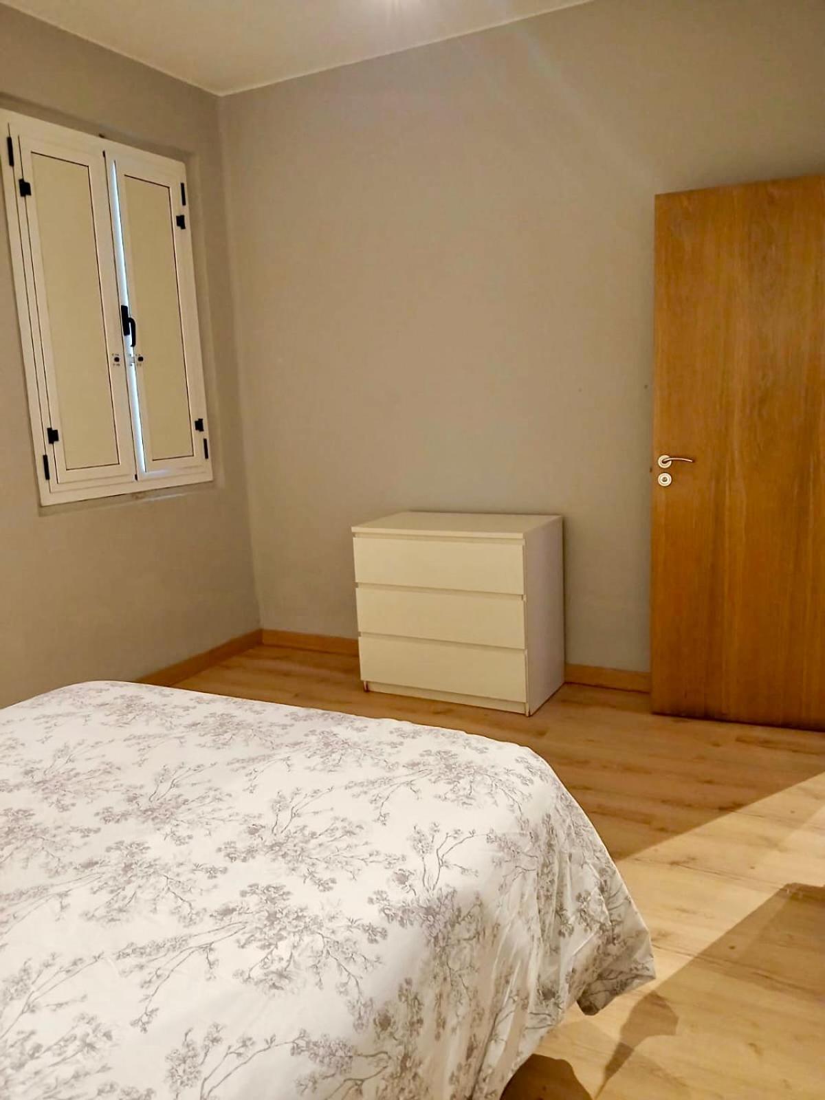 Segundo Antolin Yellow Door 폰페라다 외부 사진