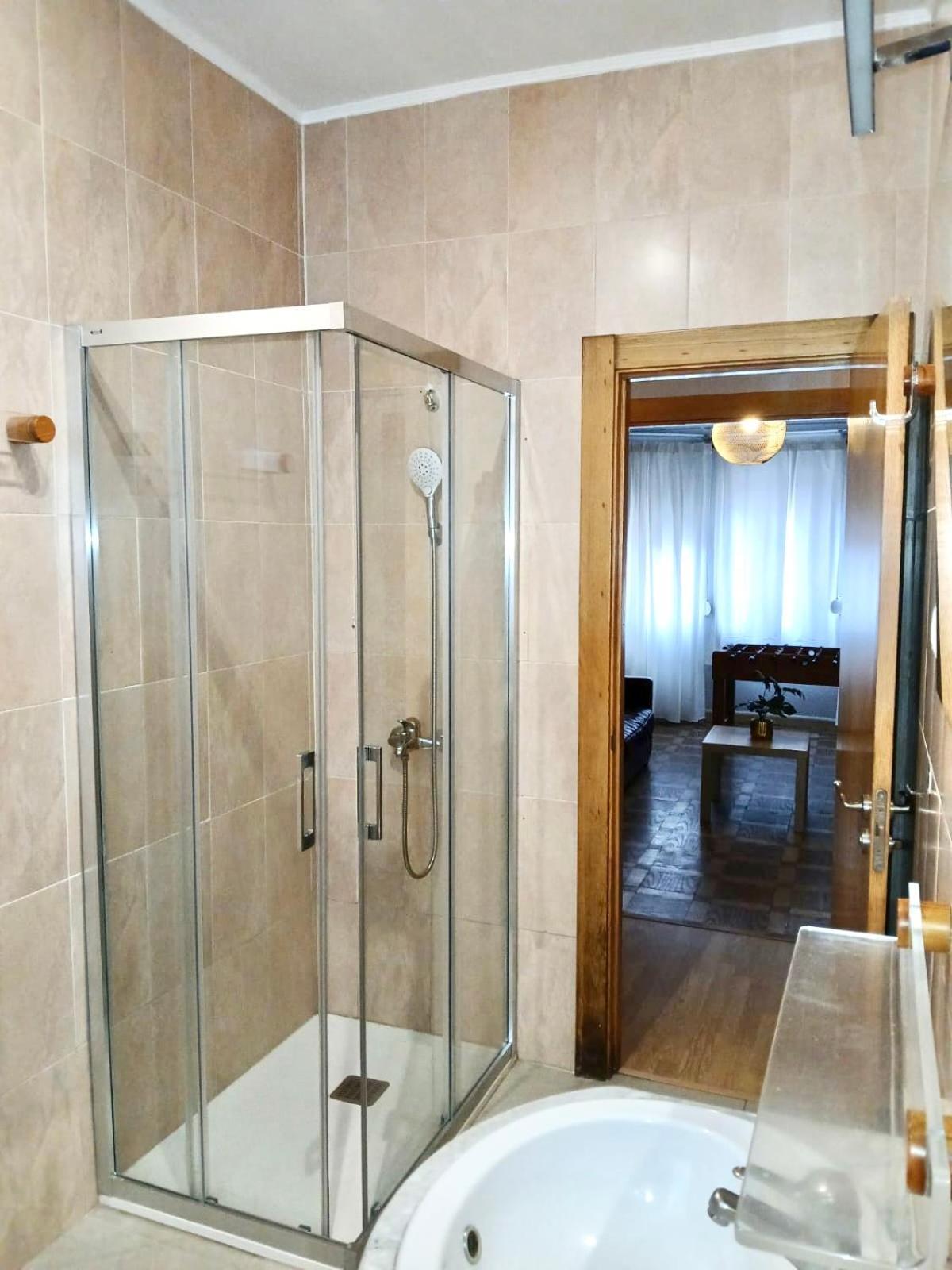 Segundo Antolin Yellow Door 폰페라다 외부 사진