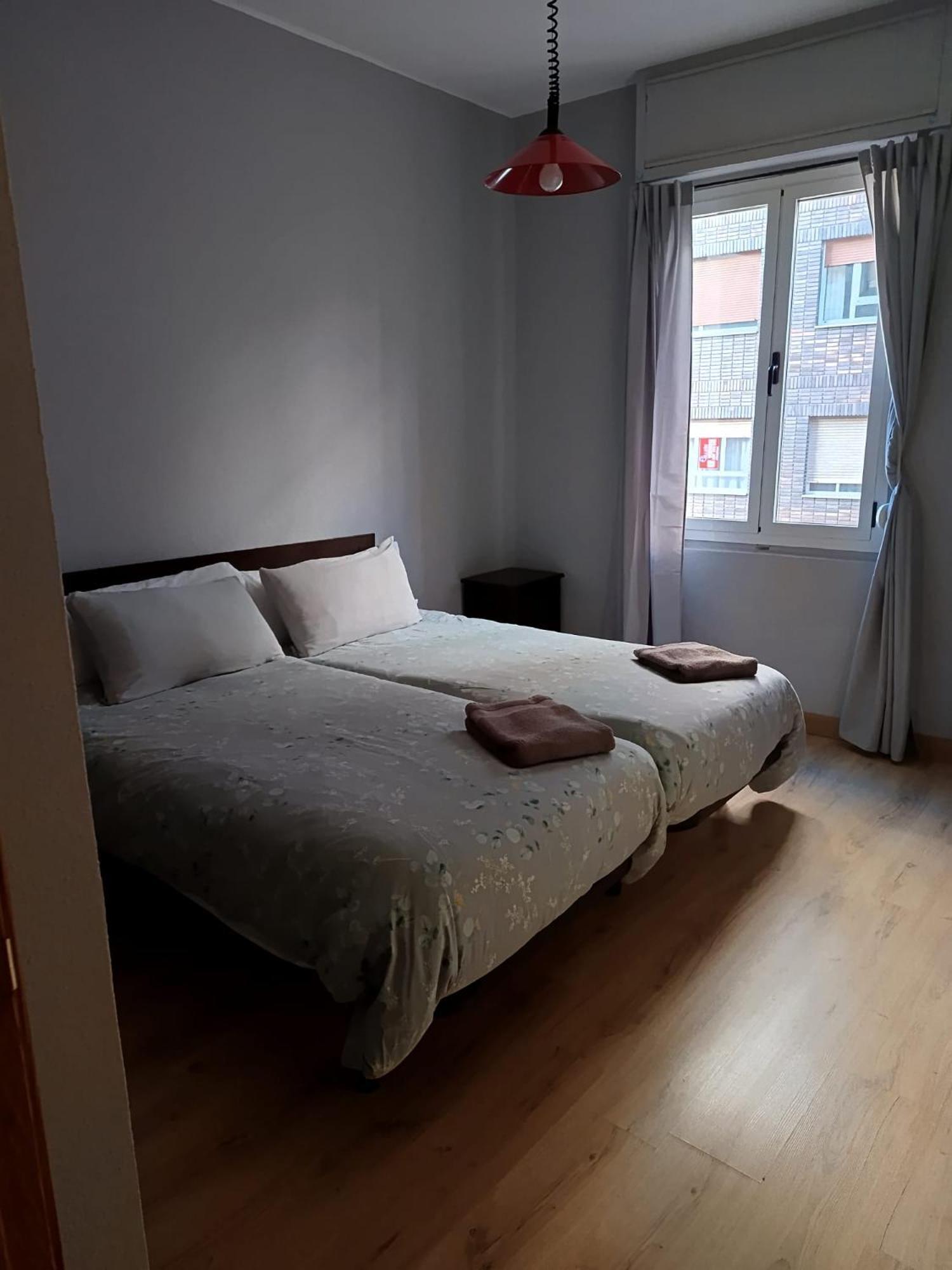 Segundo Antolin Yellow Door 폰페라다 외부 사진